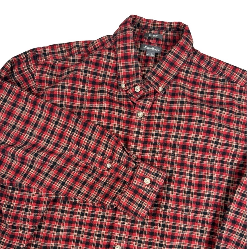 Eddie Bauer Flannel Shirt Relaxed Fit Men XL Red Plaid Long Sleeve Button Up Vtg
